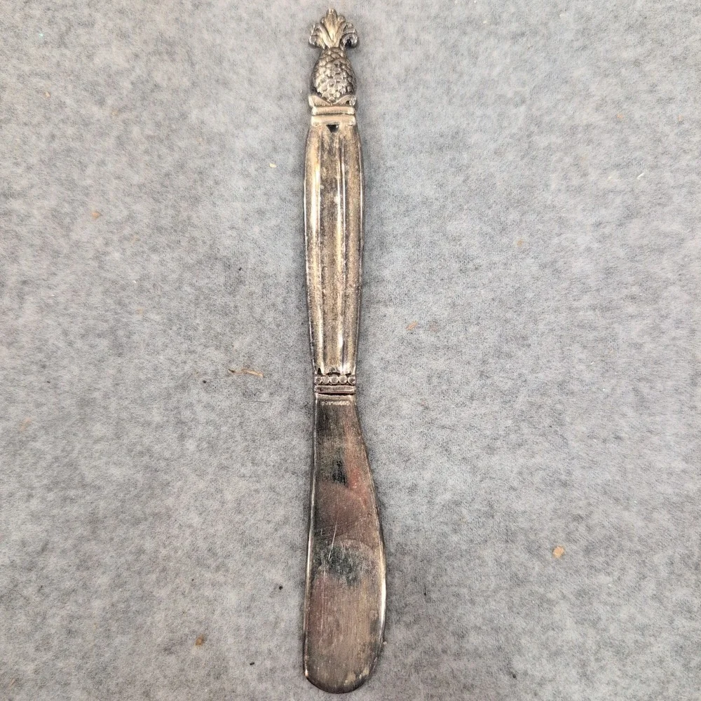 Godinger Silver Plated Pineapple Finial Butter Spreader Cheese Knife Fluted